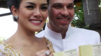 Bersuami Haji, Nikita Mirzani Berharap Jadi Lebih Baik