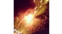 Bakar Bus Polisi, Singapura Memanas