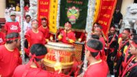 Tahun Baru dengan “Sipasan”, Warga Padang Antusias