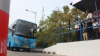 4 Hari Beroperasi, Bus Trans Padang Ditabrak