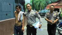 Kepergok Mencuri, Pelaku “Bonyok” Dihajar Warga