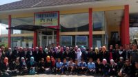 Mahasiswa UKM Malaysia Kunjungi Rumah Puisi Taufiq Ismail