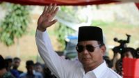 Prabowo Minta Pendukungnya Jangan Berlebihan