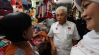 Hatta Rajasa Blusukan ke Candung dan Bukittinggi