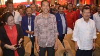 Jelang Debat Lawan Prabowo, Jokowi Bertemu Tim Pemenangan