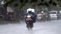 Hujan Lebat Guyur Kota Padang