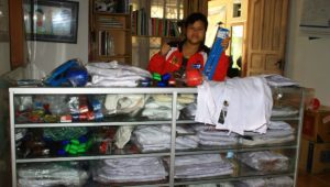 Martinel Astuti, Atlit Nasional Yang Suka Bisnis