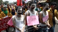 Peringati Sumpah Pemuda, Ratusan Mahasiswa Gelar Aksi Damai