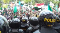 BBM Naik, Mahasiswa Sumbar Unjuk Rasa