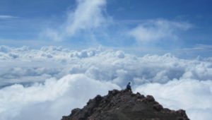 Pendaki Gunung Kerinci Hilang Saat Turun Gunung