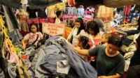 Hiruk Pikuk Larangan Baju Bekas Impor