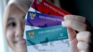 3 Kartu Sakti Memuaskan Rakyat Selama 100 Hari Jokowi-JK