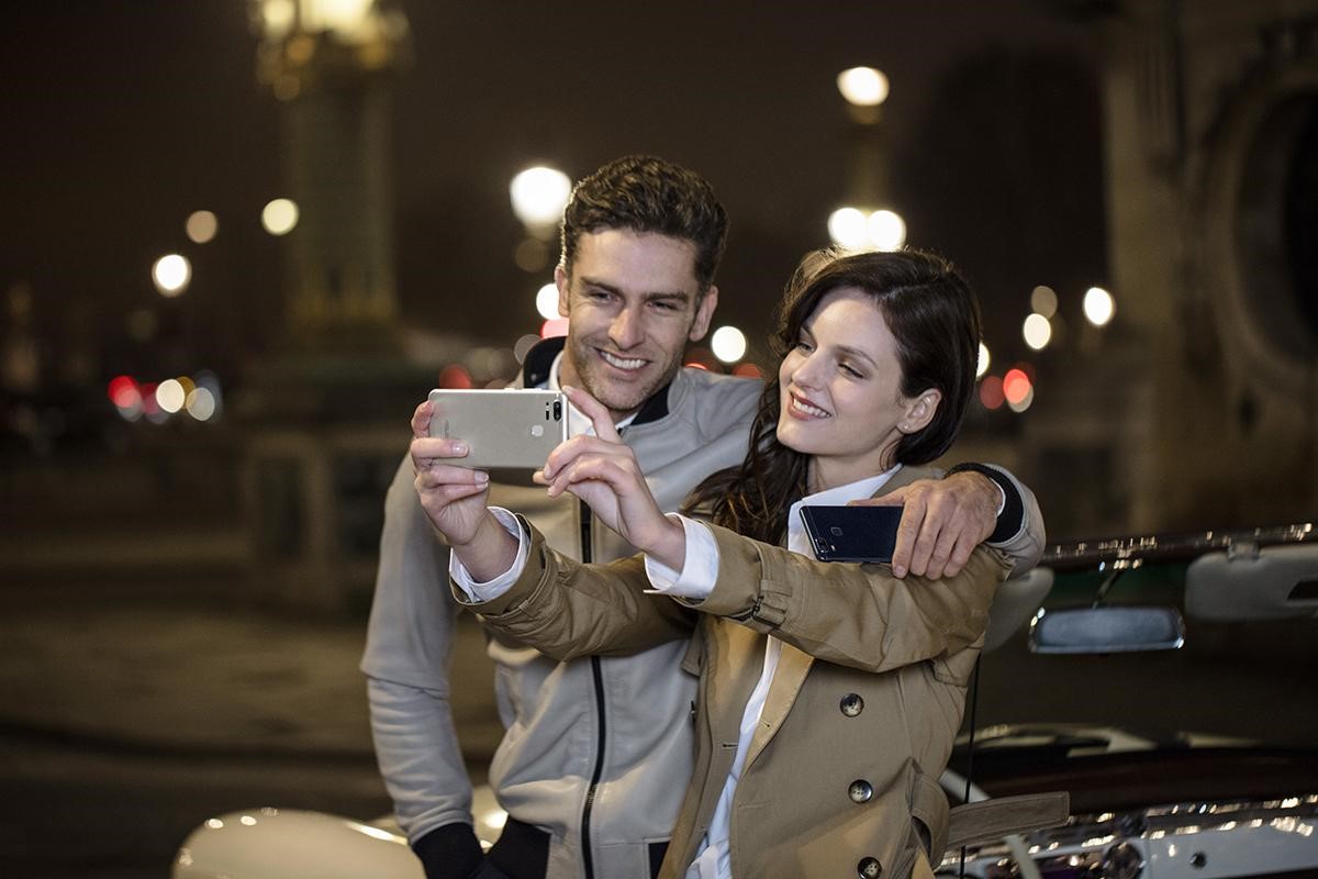 Asus Zenfone Zoom. Foto : Asus Indonesia