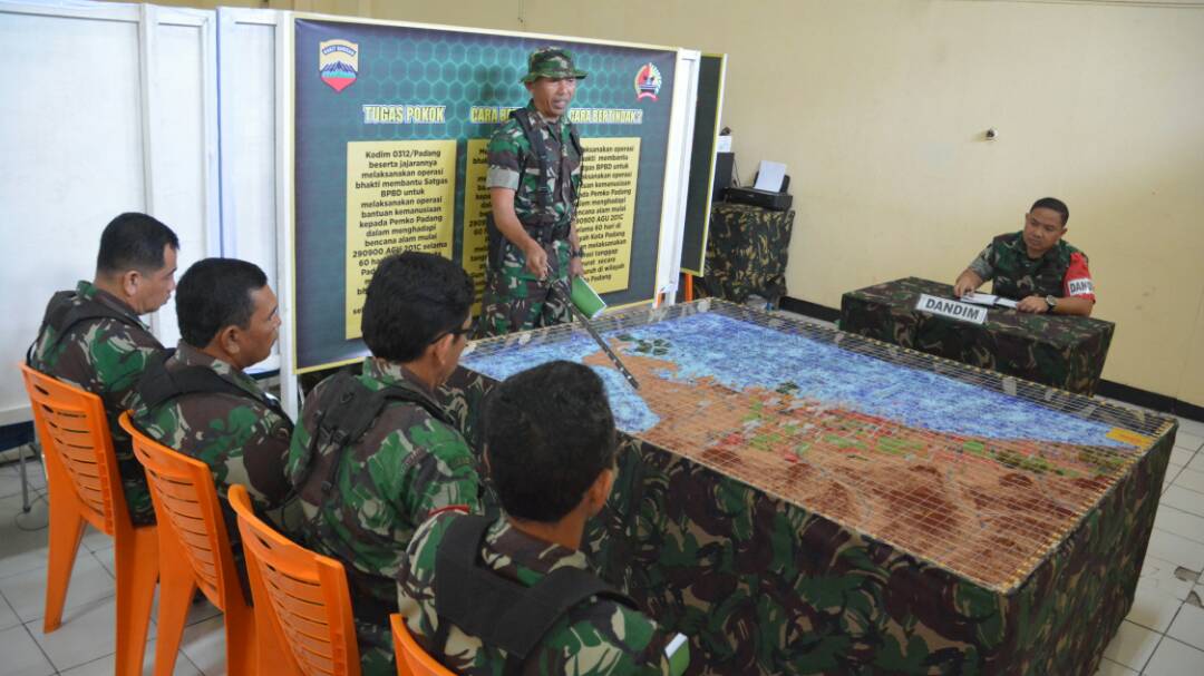 Simulasi Tanggap Darurat Bencana digelar Kodim 0312 Padang. Foto : Istimewa