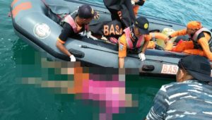 Wanita Paruh Baya Ditemukan Tak Bernyawa di Perairan Padang