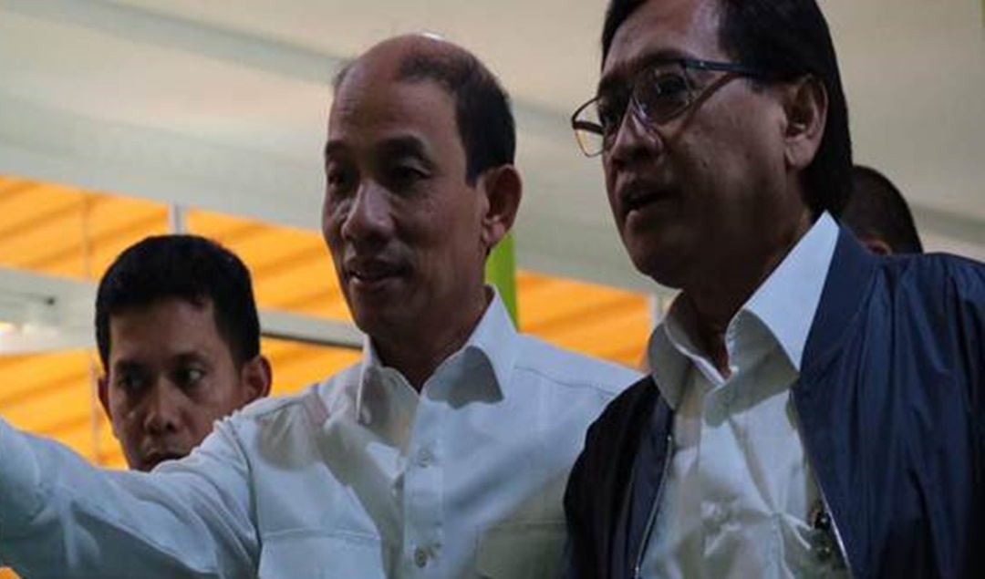 Wamen ESDM Arcandra Tahar saat tinjau stok bbm di Labuhan Deli. Sumatera Utara