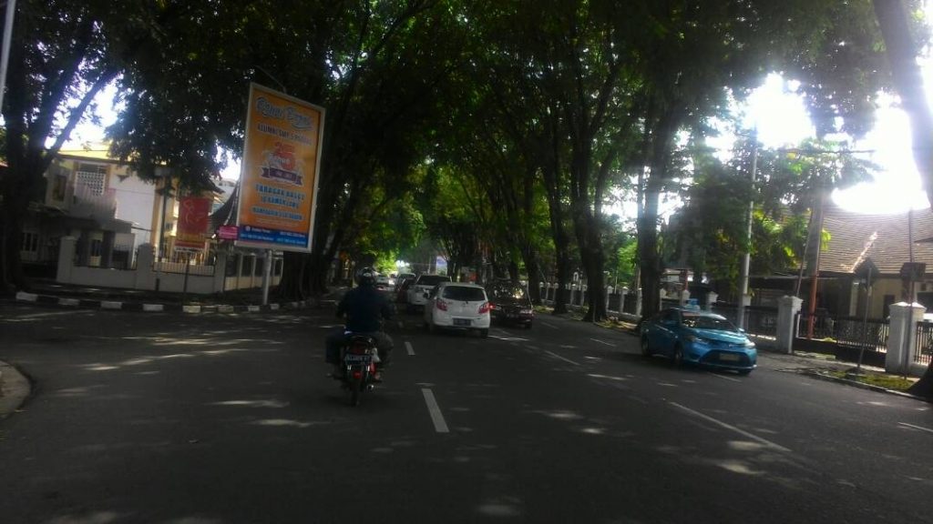 arus lalu lintas di Kota Padang, Sumatera Barat ramai lancar, Selasa (27/6/2017)