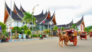 Pemko Padang Kenalkan Kembali Alat Transportasi Bendi