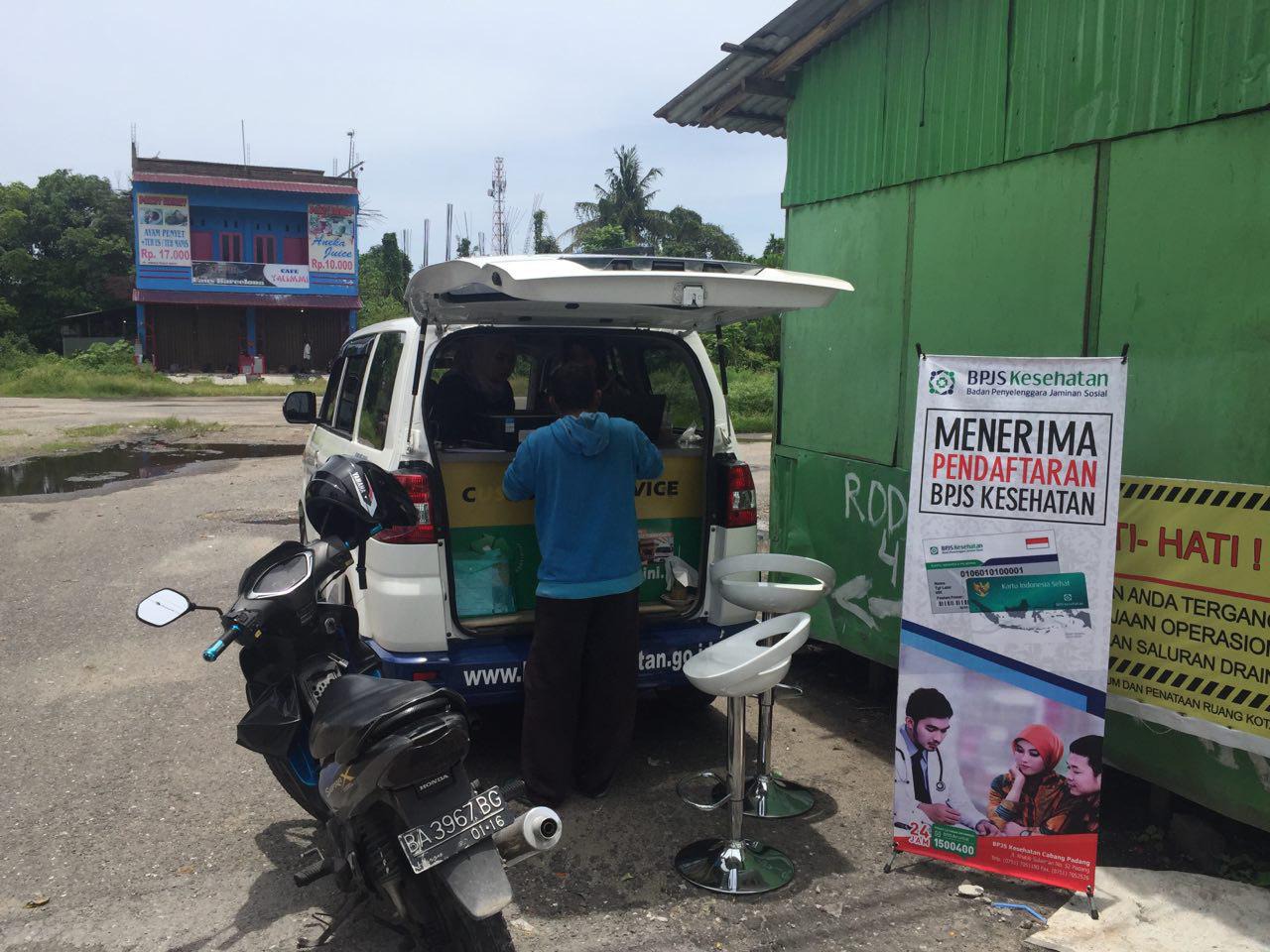 Layanan 'Mobile Customer Service' Badan Penyelenggaran Jaminan Sosial (BPJS) Kesehatan Cabang Padang