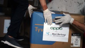 Bantu Perangi Corona, OPPO Sediakan 3.220 APD Bagi Tenaga Medis