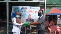 IWO Sumbar Bantu Masker di Puskesmas