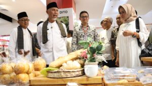 Mahyeldi Terbuka Terhadap Kritik untuk Pertajam Program dan Kebijakan