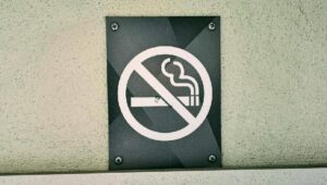 Pemerintah Larang Penjualan Rokok Eceran, Berlaku Segera