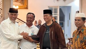 Giliran Mantan Bupati Solok Gusmal Dukung Mahyeldi-Vasko