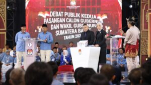 Vasko Ruseimy Kritik Praktik KKN, Mahyeldi Dorong Pembangunan Inklusif di Sumbar