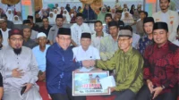 Pemko Padang Sosialisasikan Program BPJS Gratis saat Safari Ramadan