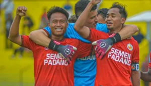 Perebutan Aman: Tujuh Tim BRI Liga 1 Hadapi Ancaman Degradasi