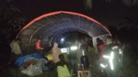 Api Ludeskan Gudang Karet PT Teluk Luas, Belasan Warga Mengungsi