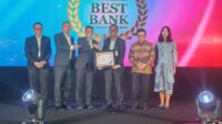 Bank Nagari Raih 2 Penghargaan Banking Service Excellence Awards