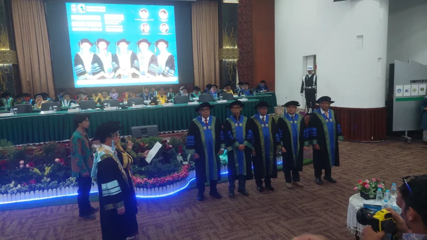 universitas-andalas-kukuhkan-lima-guru-besar-baru-dari-fakultas-teknik