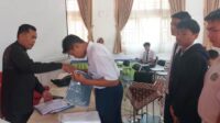 SMAN 4 Solok Selatan Berikan Seragam Gratis 20 Pendaftar Pertama