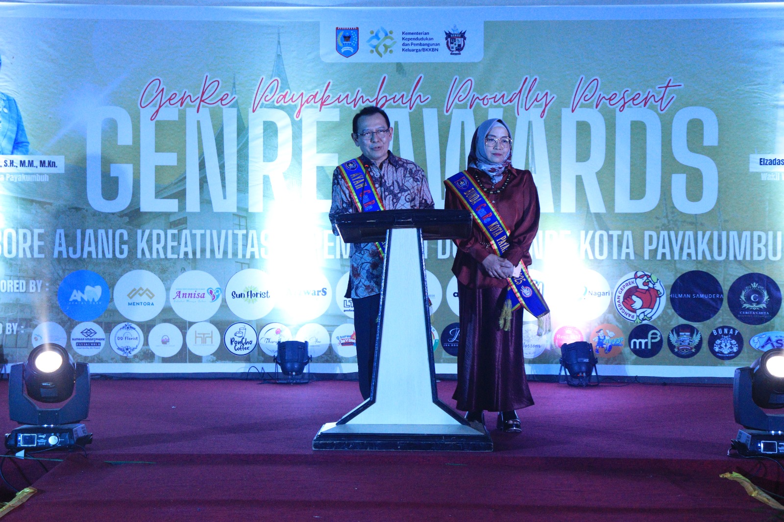genre-awards-2025-di-payakumbuh:-zulmaeta-resmi-jadi-ayah-genre,-ajak-remaja-jauhi-perilaku-menyimpang
