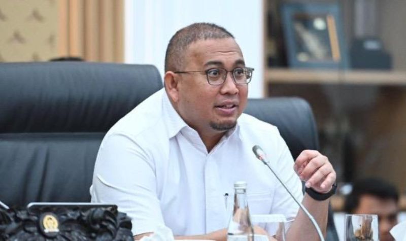 andre-rosiade:-netflix,-youtube-dkk-untung-di-indonesia-tanpa-investasi,-telkom-tergerus