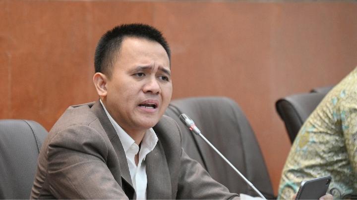 anggota-dewan-kaget-soal-pinjaman-danantara-untuk-garuda-indonesia