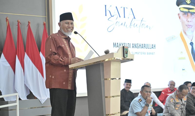 gubernur-mahyeldi-tegaskan-silat-tak-hanya-soal-bela-diri,-pendidikan-karakter-di-minangkabau