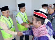 Agam Sambut 108 Jemaah Haji Kloter 15 yang Tiba