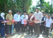 Wali Kota Padang Resmikan Jembatan, Lancarkan Akses Warga