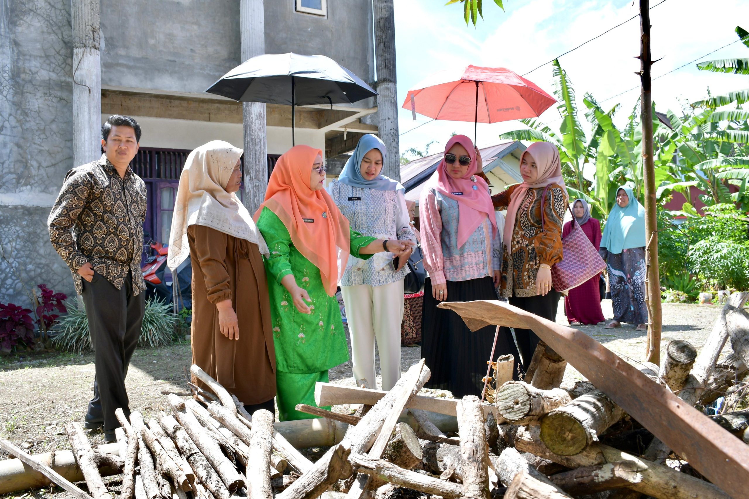 ketua-tp-pkk-agam-tinjau-persiapan-lomba-provinsi-di-nagari-panta-pauah