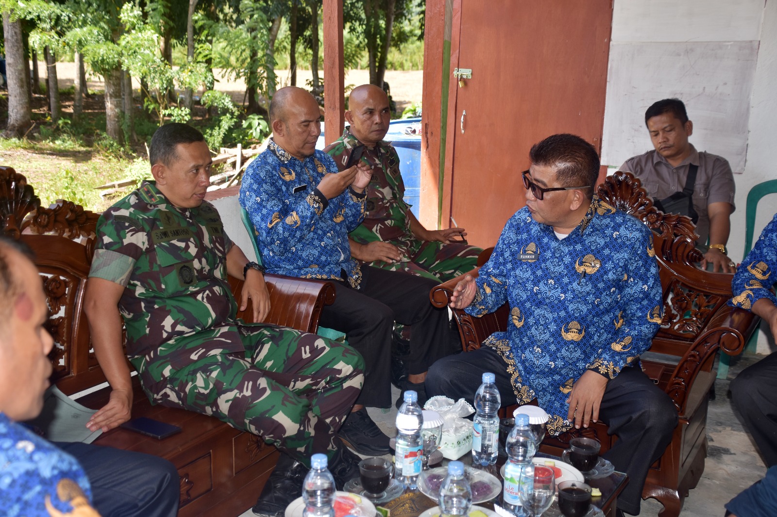 tim-puskon-kemhan-ri-tinjau-lokasi-rencana-pembangunan-yonif-tp-901-agam-di-sungai-jariang