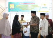 Baznas Pariaman Salurkan Zakat, Makmurkan Mustahik dengan Program Unggulan
