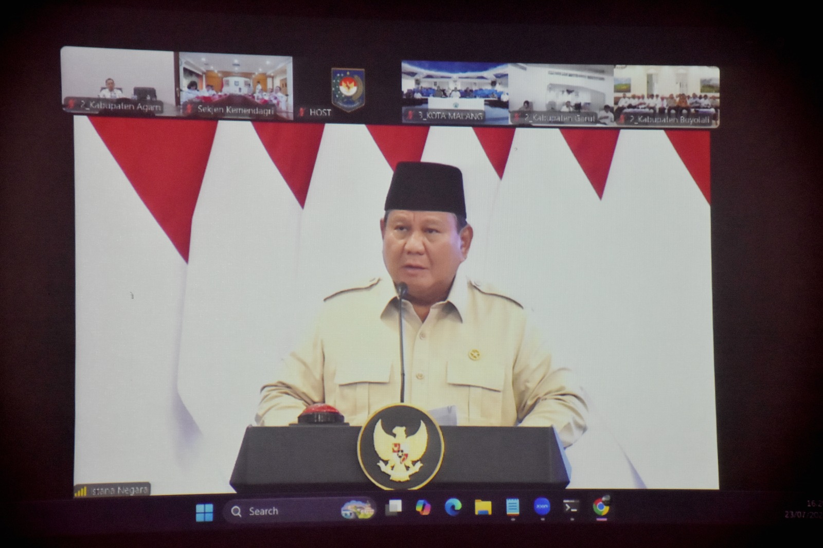 wabup-agam-ikuti-peluncuran-logo-dan-tema-hut-ke-80-ri-bersama-presiden-prabowo-subianto