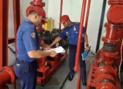 Damkar Padang Periksa Alat Pemadam Kebakaran di Hotel