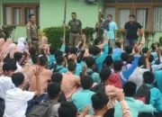 Satpol PP Padang Amankan 70 Pelajar Bolos di Arena Biliar