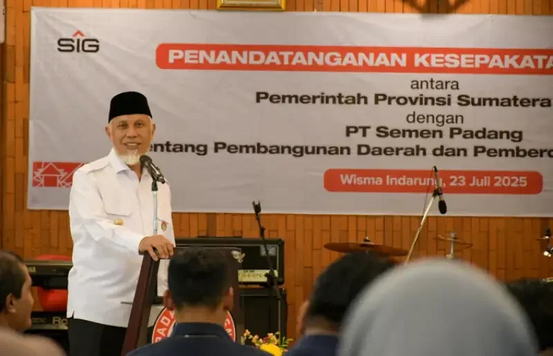 mahyeldi:-sumbar-menuju-provinsi-hijau,-semen-padang-jadi-mitra-strategis-energi-terbarukan