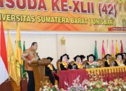 Yota Balad Hadiri Wisuda UNISBAR, Tekankan Peran Tenaga Kesehatan