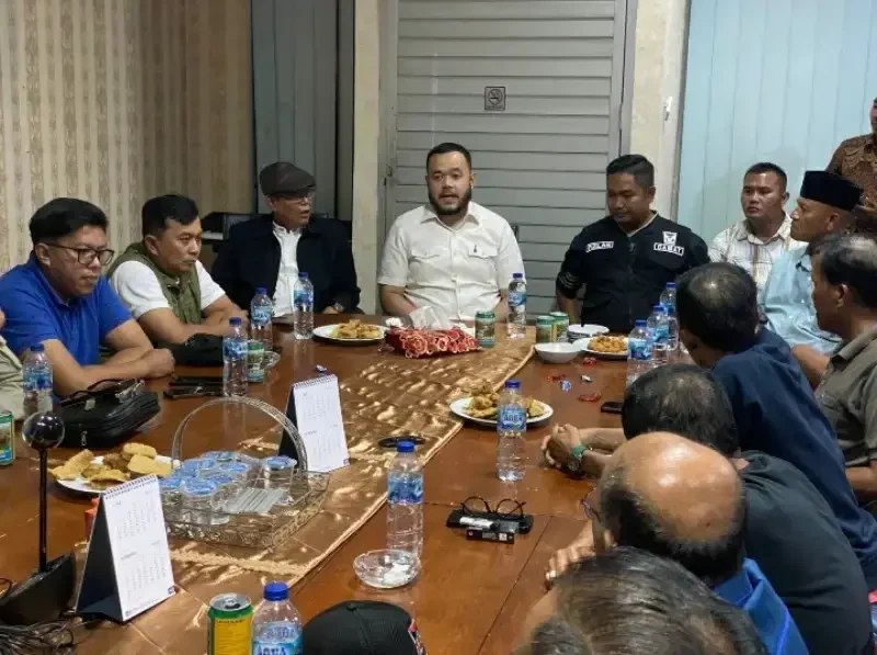 mediasi-kericuhan-di-padang-sarai,-walikota-fadly-amran-tegaskan-bukan-persoalan-sara